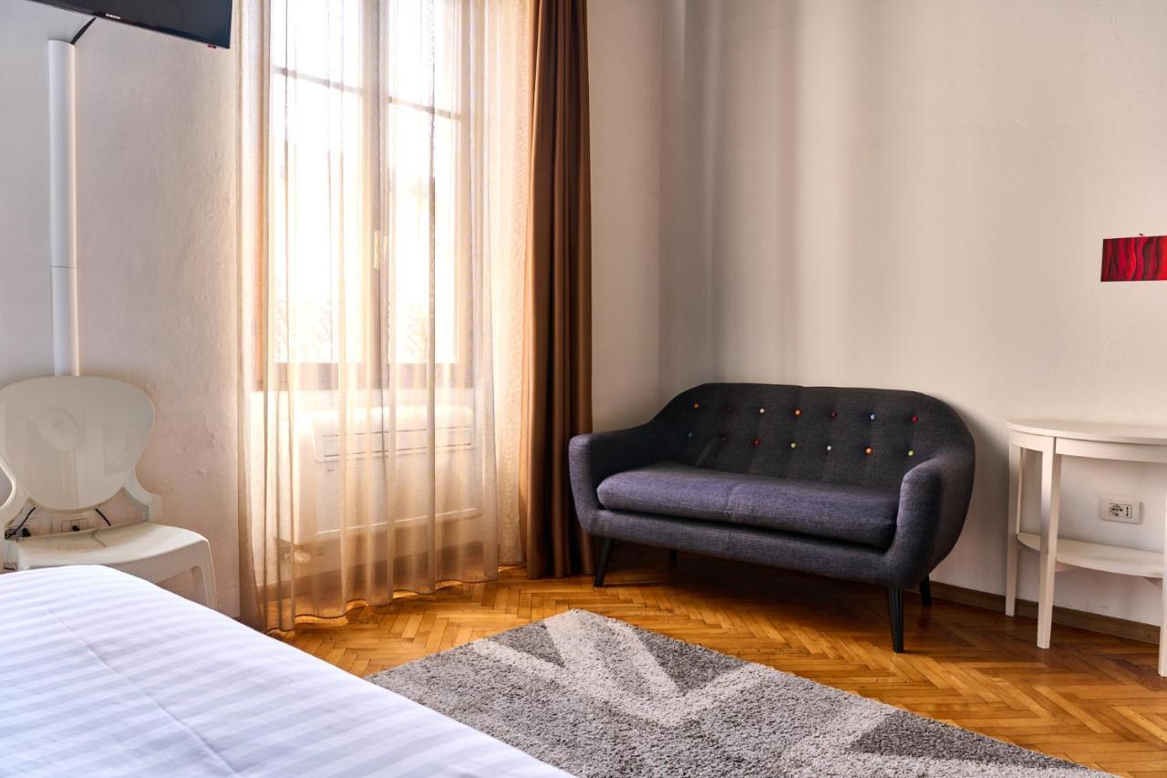 Al Cavour 34 Bed & Breakfast Тренто Екстериор снимка